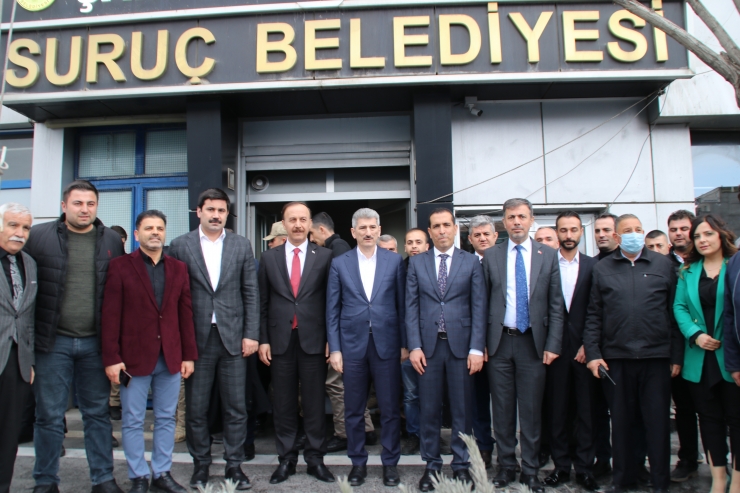 İçişleri Bakan Yardımcısı İnce, Suruç Belediyesini ziyaret etti