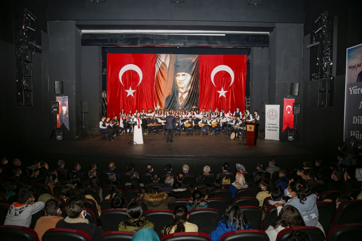 İstiklal Marşı'nın Kabulü ve Mehmet Akif Ersoy'u Anma Günü