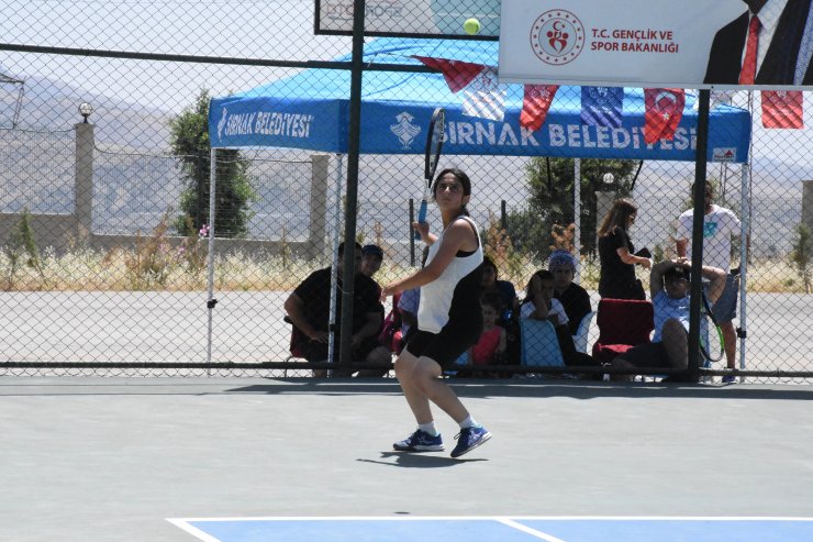 Anadolu Yıldızlar Ligi'nin tenis çeyrek finalleri Şırnak'ta sona erdi