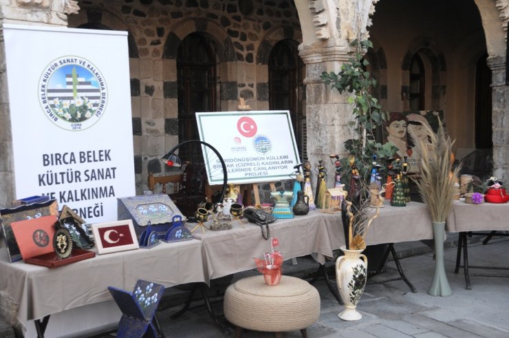 Şırnak'ta "Geri Dönüşümün Külleri Kadınların Elinde Canlanıyor" sergisi açıldı