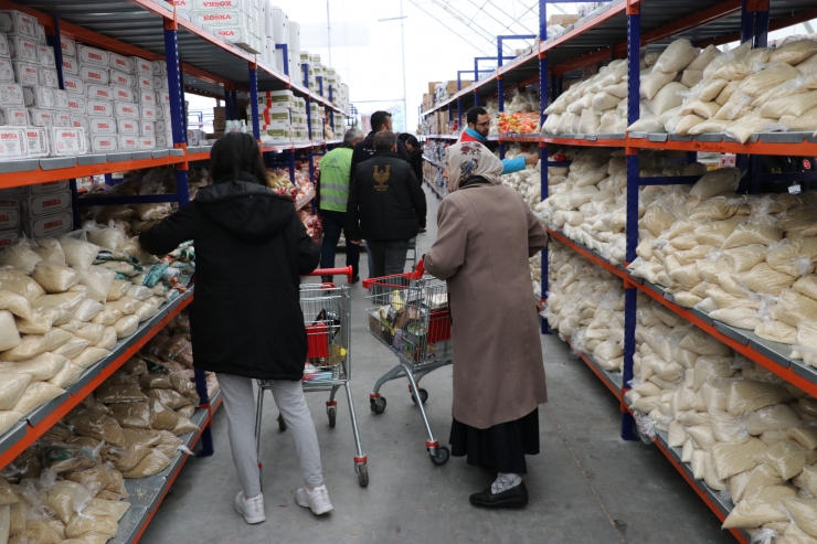 Adıyaman'daki sosyal marketler 30 bin ailenin ihtiyaçlarını karşıladı