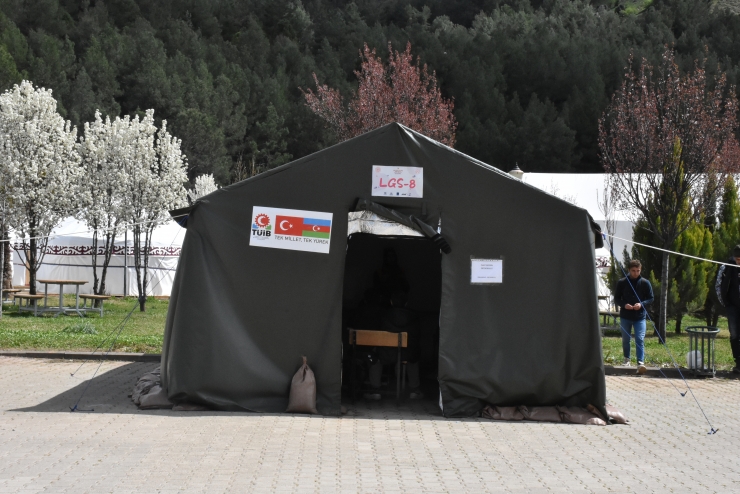 Adıyaman'da mesire alanı sınava hazırlanan öğrenciler için eğitim kampüsüne çevrildi