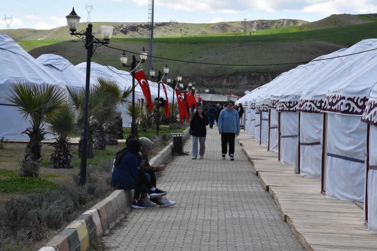 Adıyaman'da mesire alanı sınava hazırlanan öğrenciler için eğitim kampüsüne çevrildi